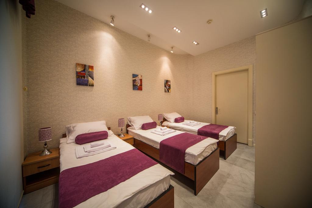 Hostel Inn Hotel&Hostel Bakoe Buitenkant foto