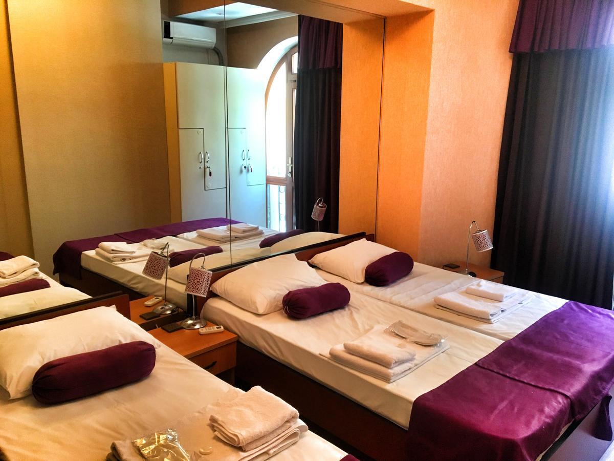 Hostel Inn Hotel&Hostel Bakoe Buitenkant foto
